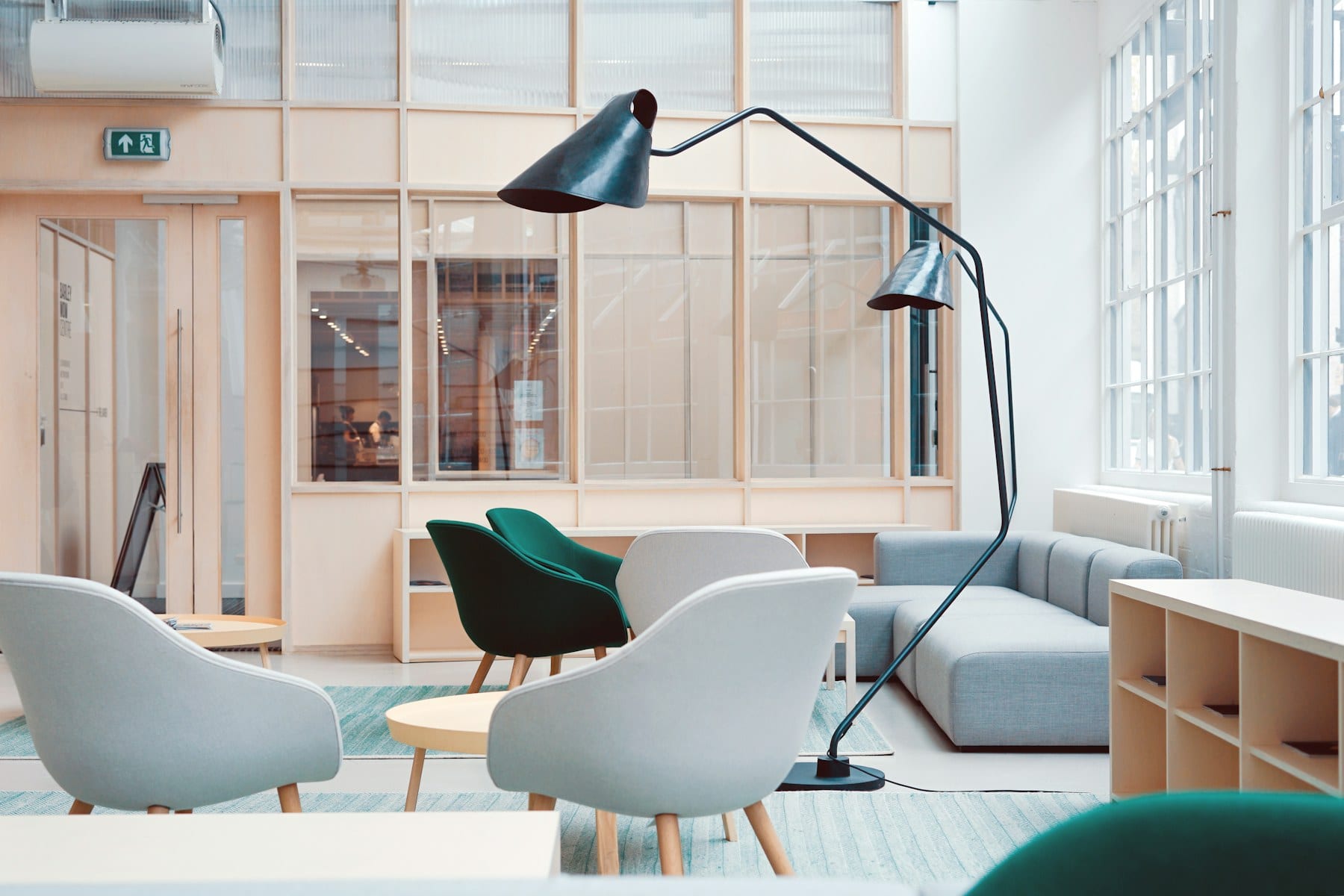 Architekturatelier mit Plänen